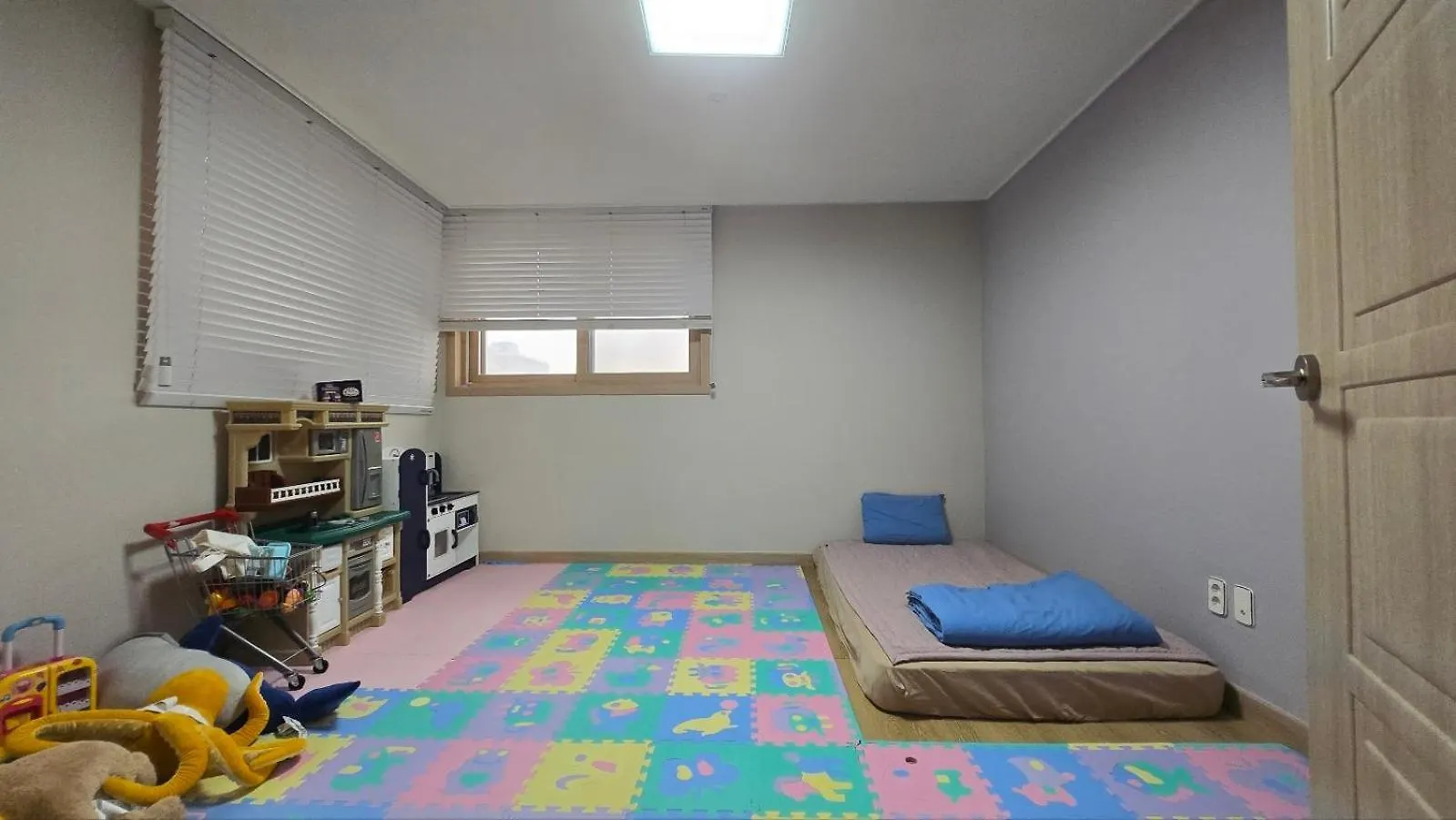 A-Bridge House 1-A Villa Incheon 0*,  South Korea